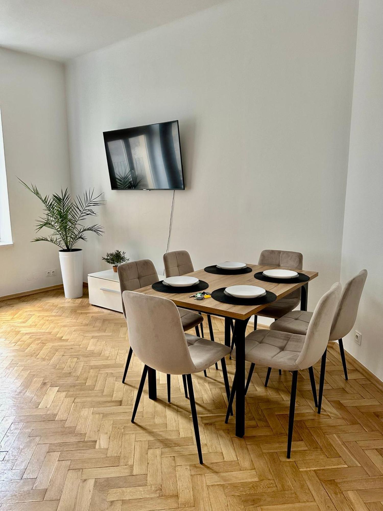 Selected Apartments By Market Square Cracóvia Exterior foto