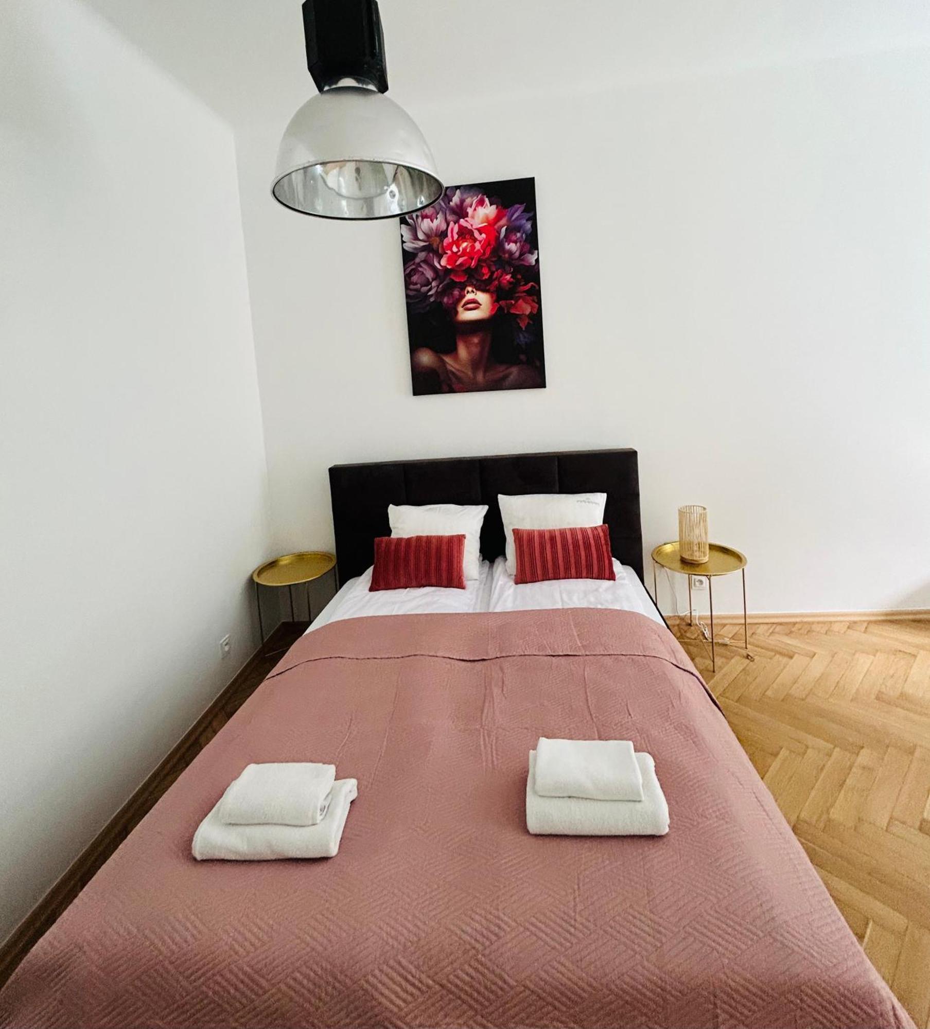 Selected Apartments By Market Square Cracóvia Exterior foto