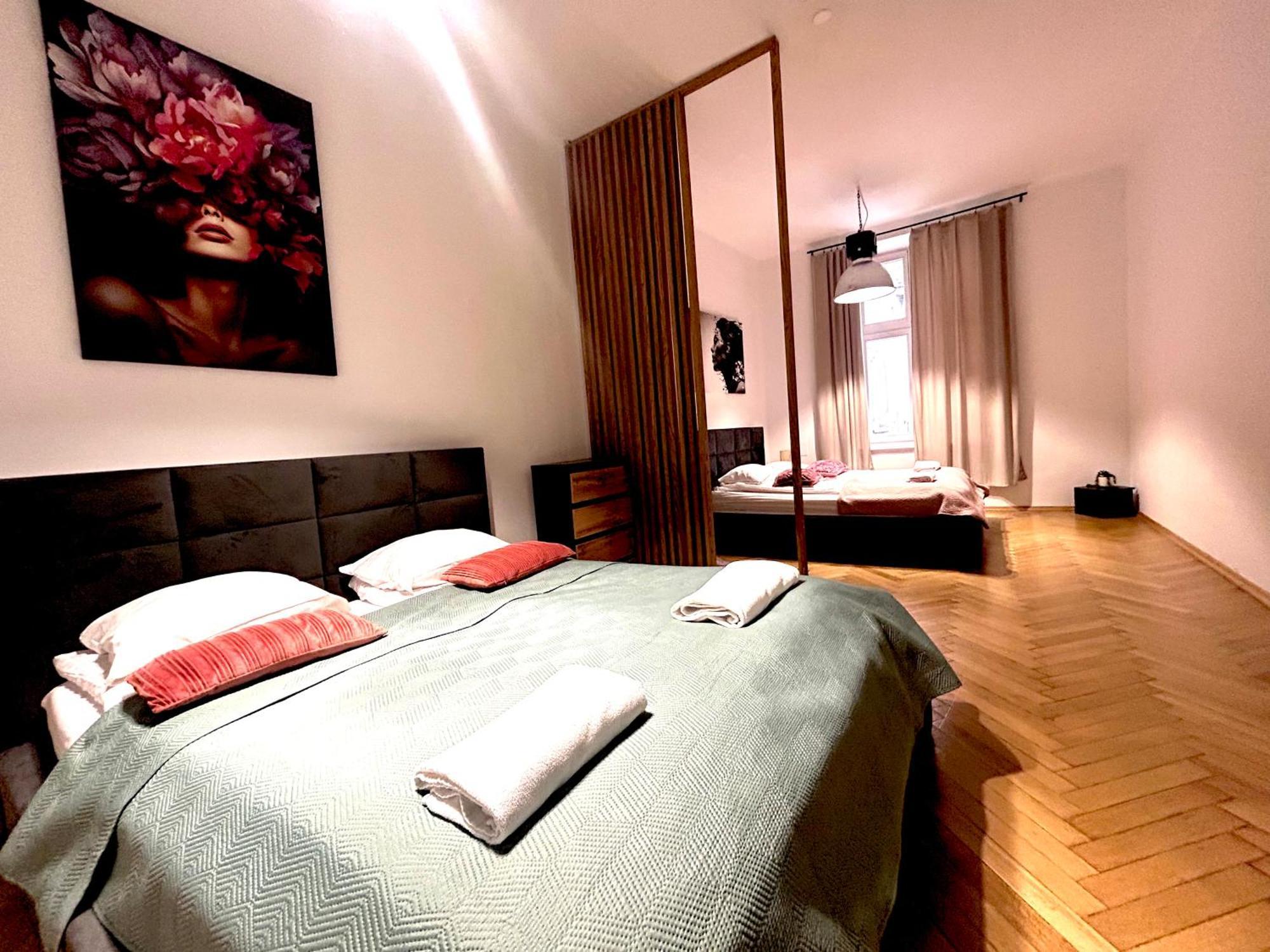 Selected Apartments By Market Square Cracóvia Exterior foto
