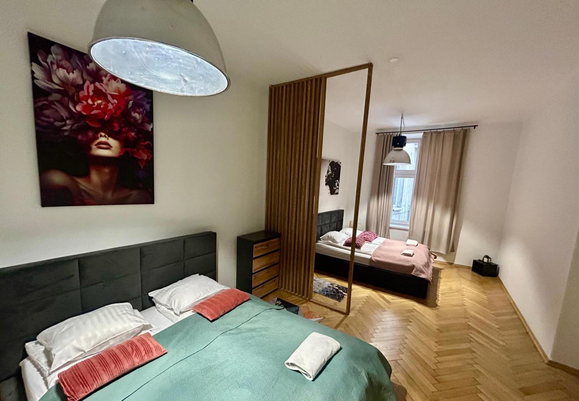 Selected Apartments By Market Square Cracóvia Exterior foto